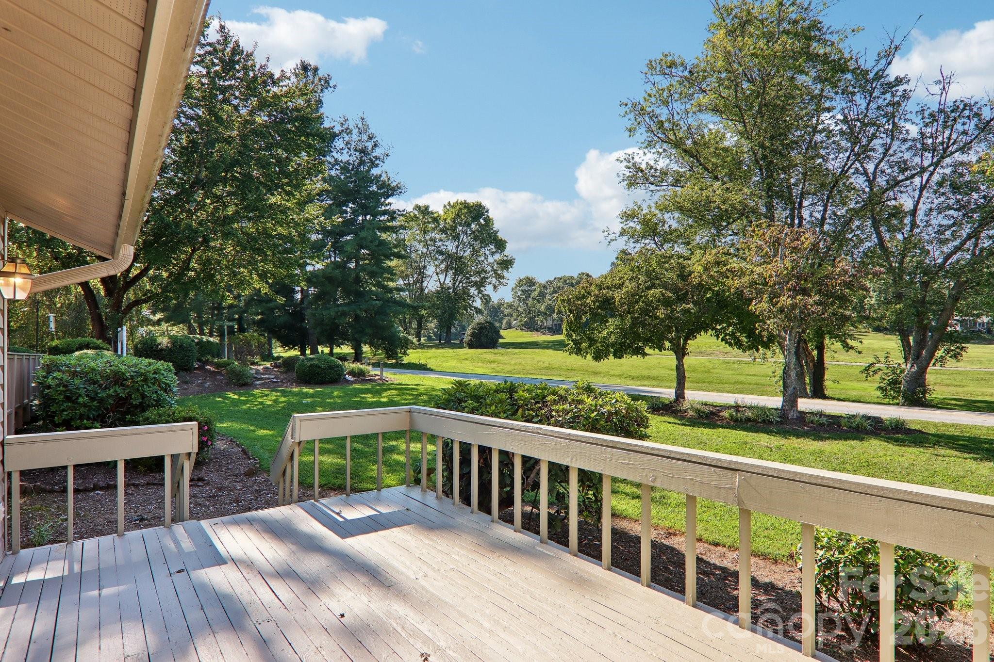 18 Foxmoor Court Property Photo 1