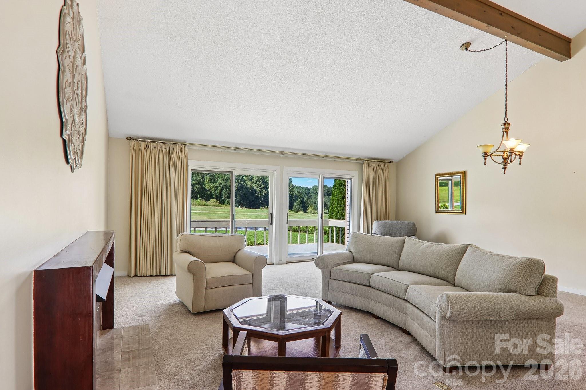 18 Foxmoor Court Property Photo 4