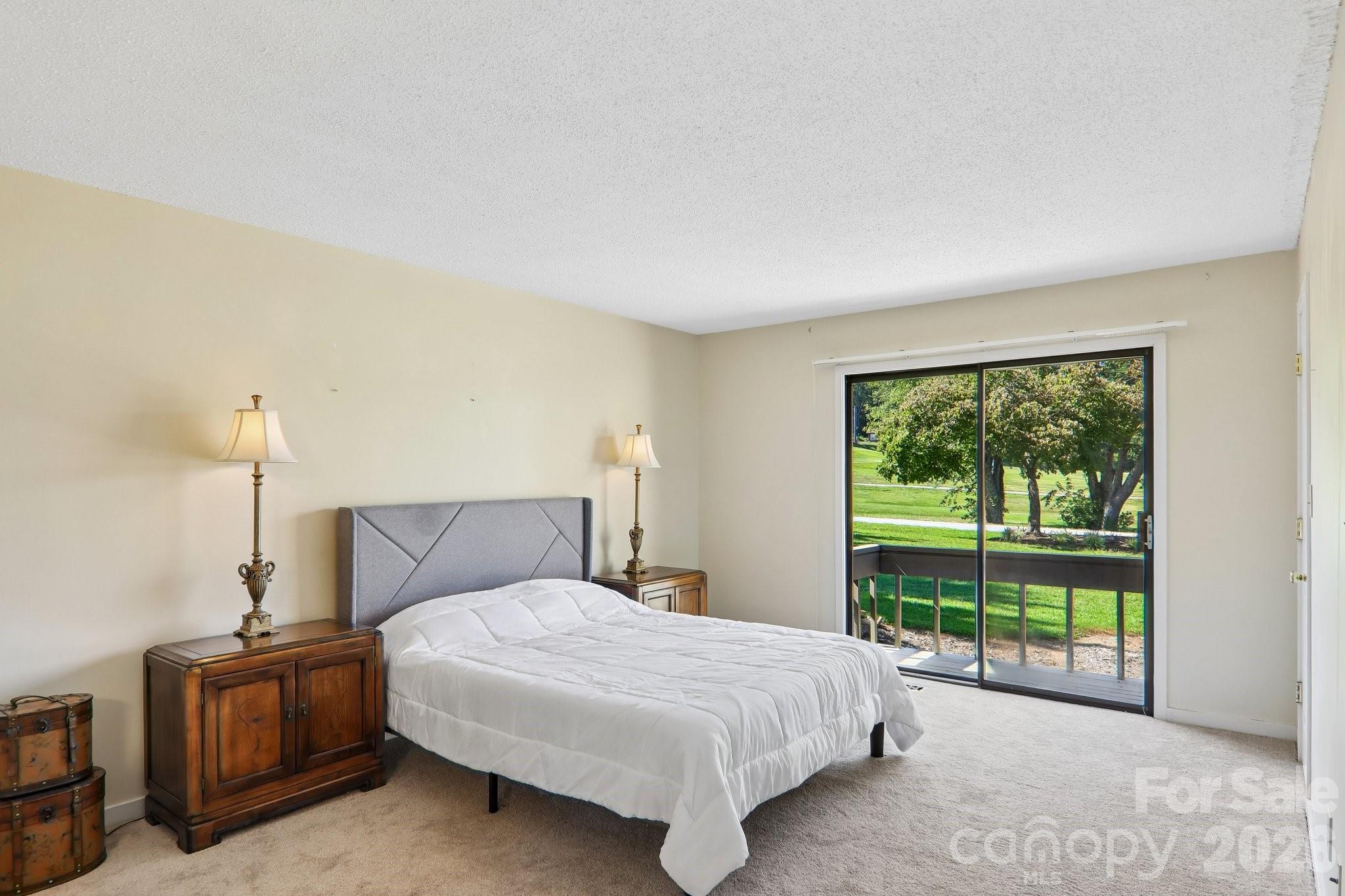 18 Foxmoor Court Property Photo 9