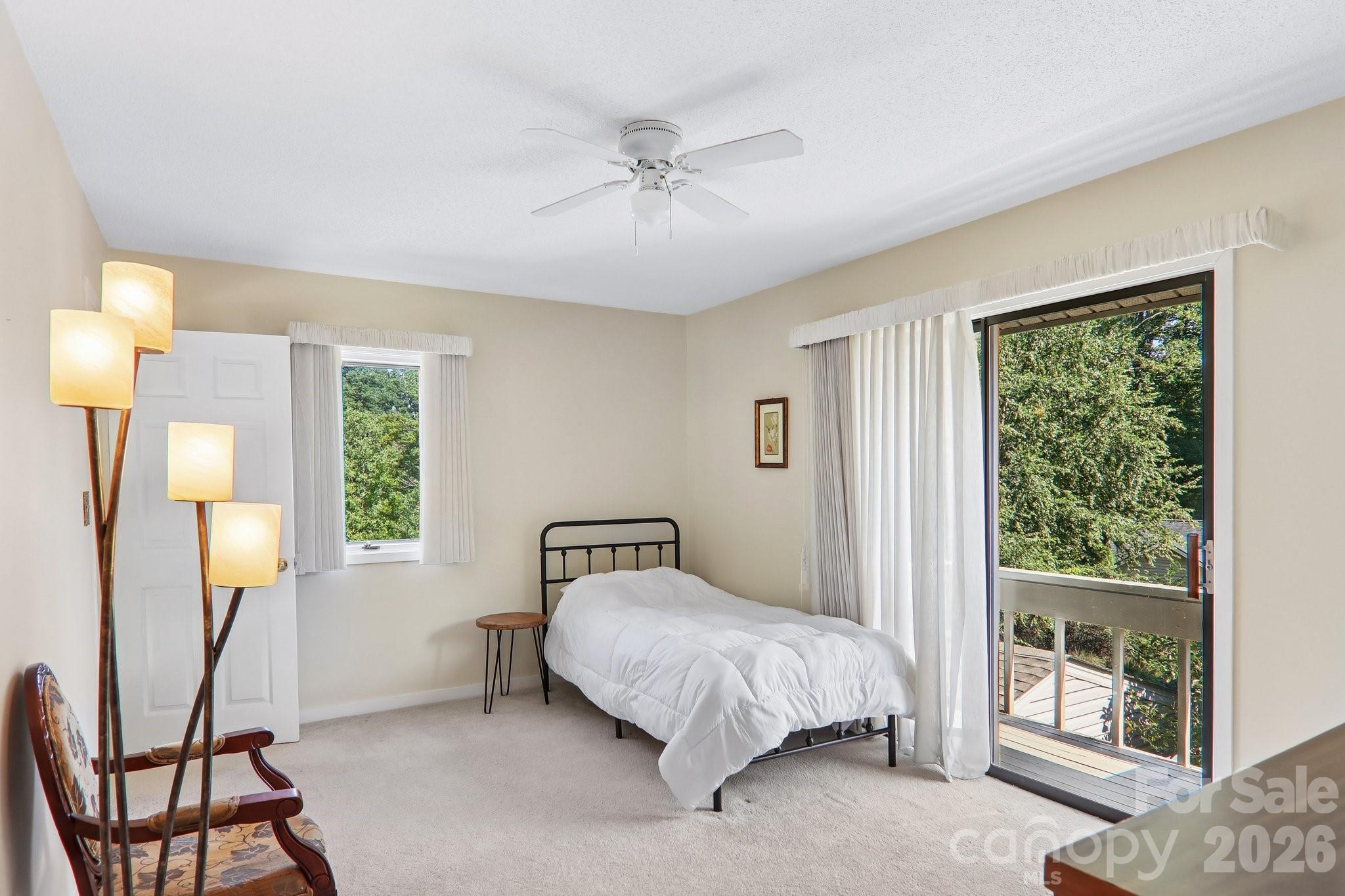 18 Foxmoor Court Property Photo 18