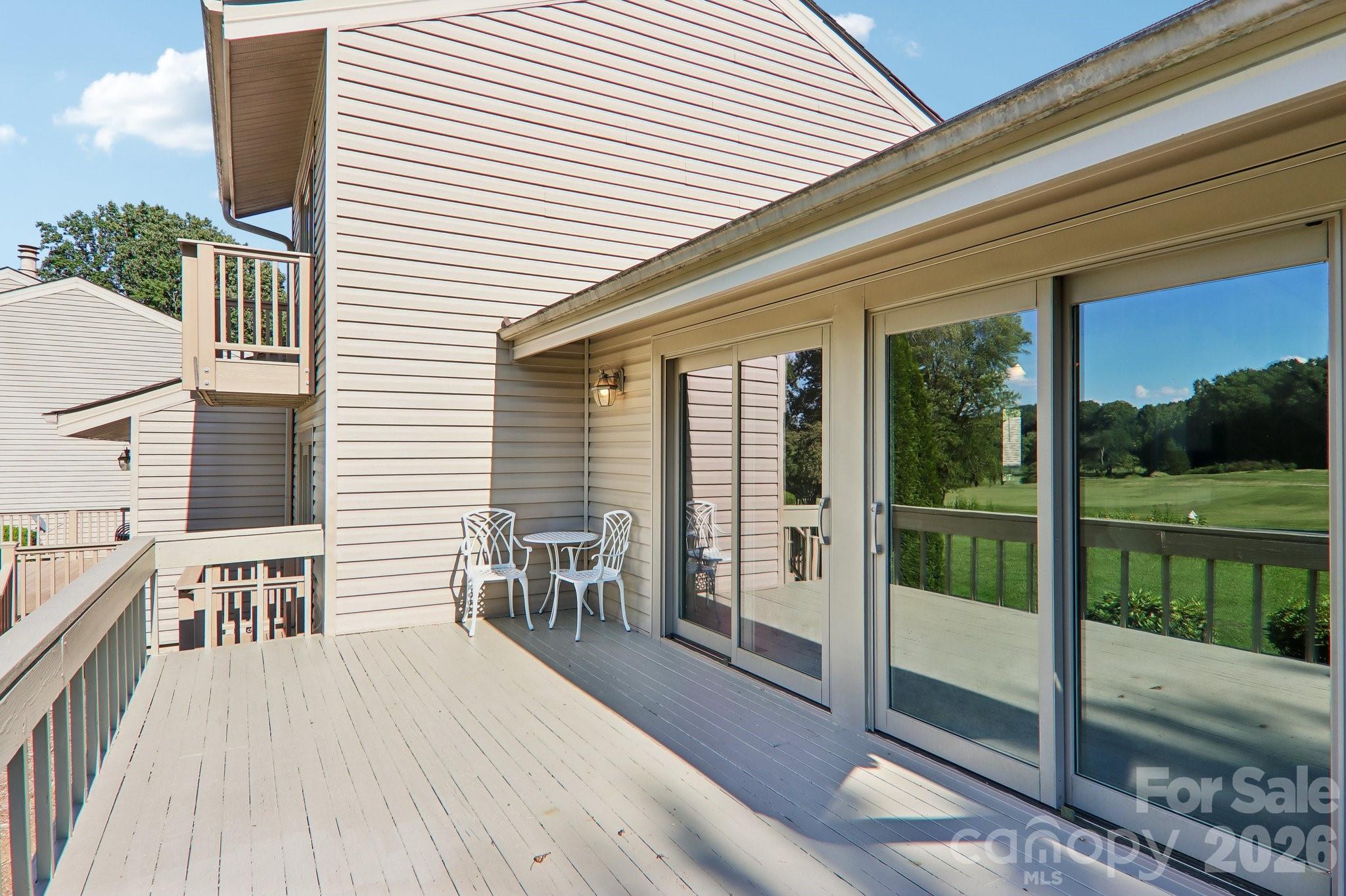 18 Foxmoor Court Property Photo 26