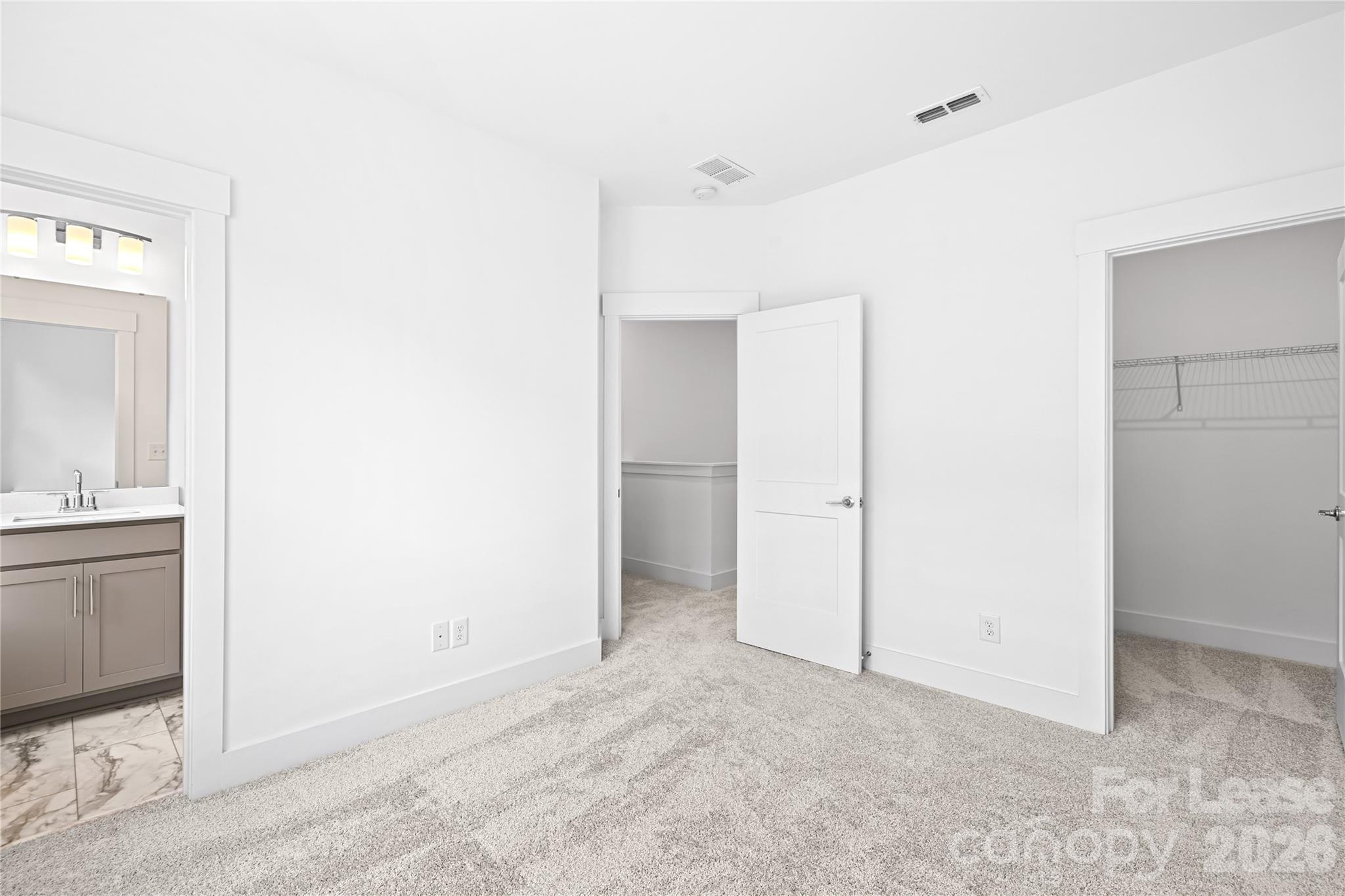 4422005 Property Photo 14