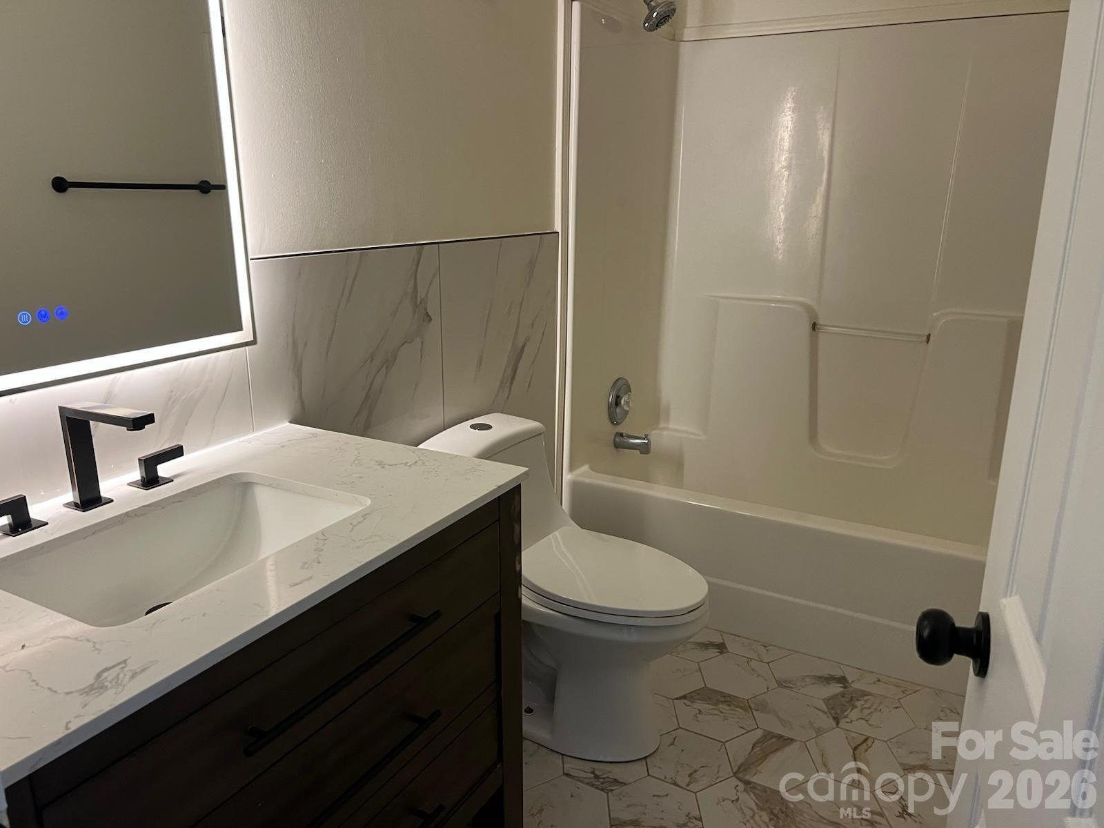 322 Woodcrest Drive Property Photo 1