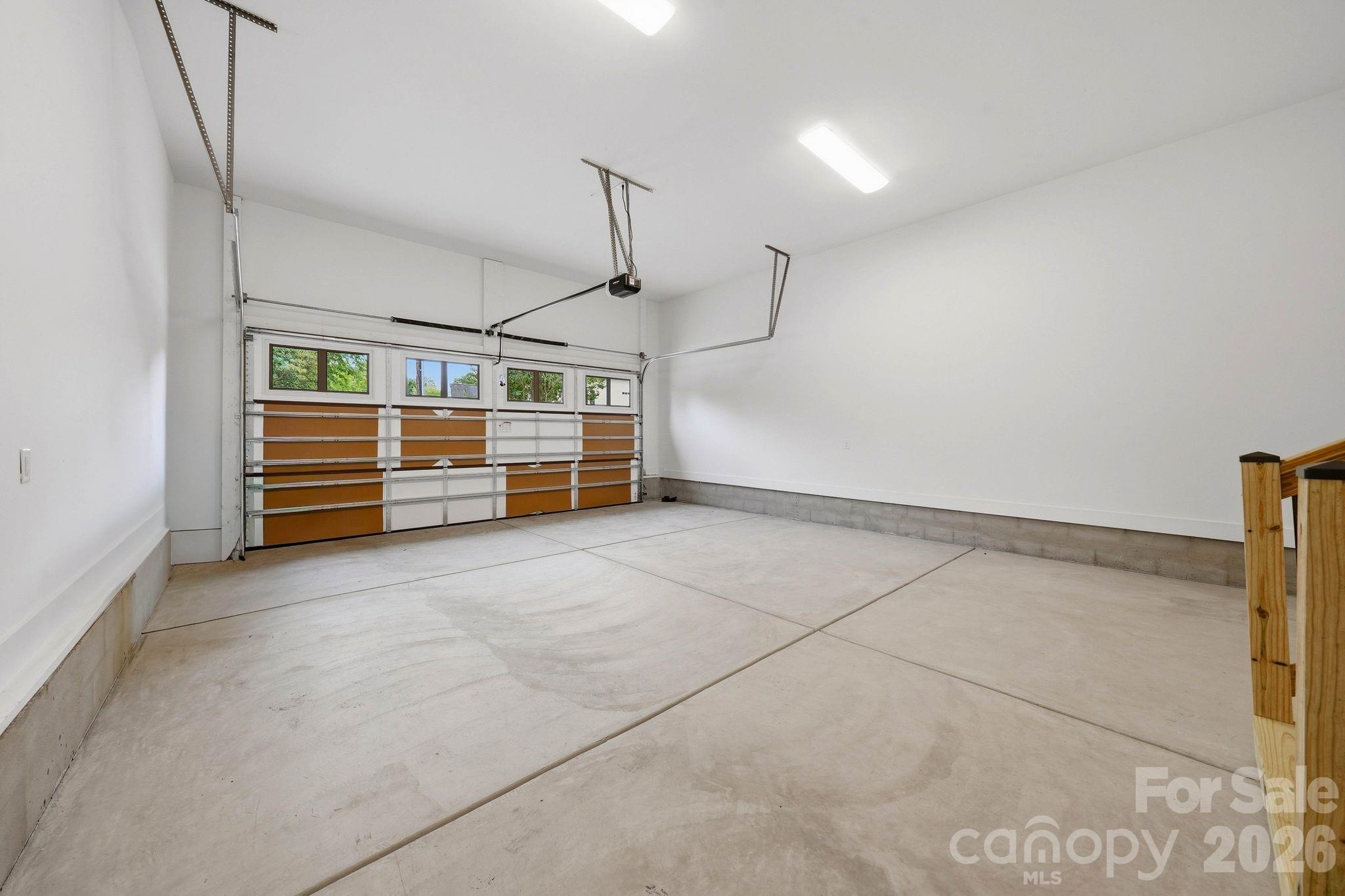 1115 Lomax Avenue Property Photo 26