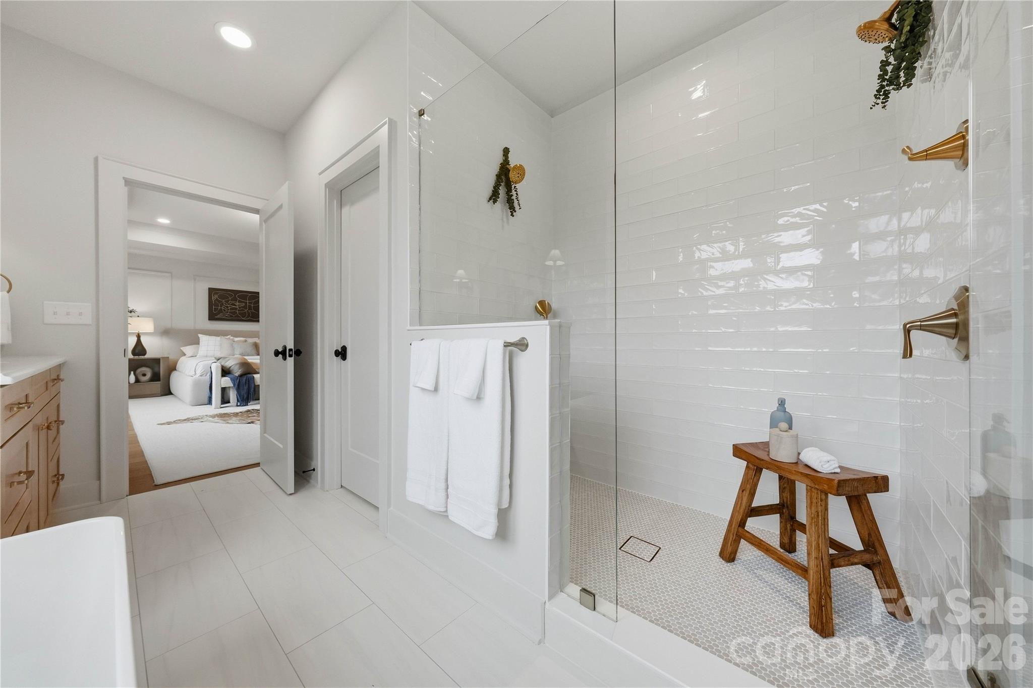 1115 Lomax Avenue Property Photo 33