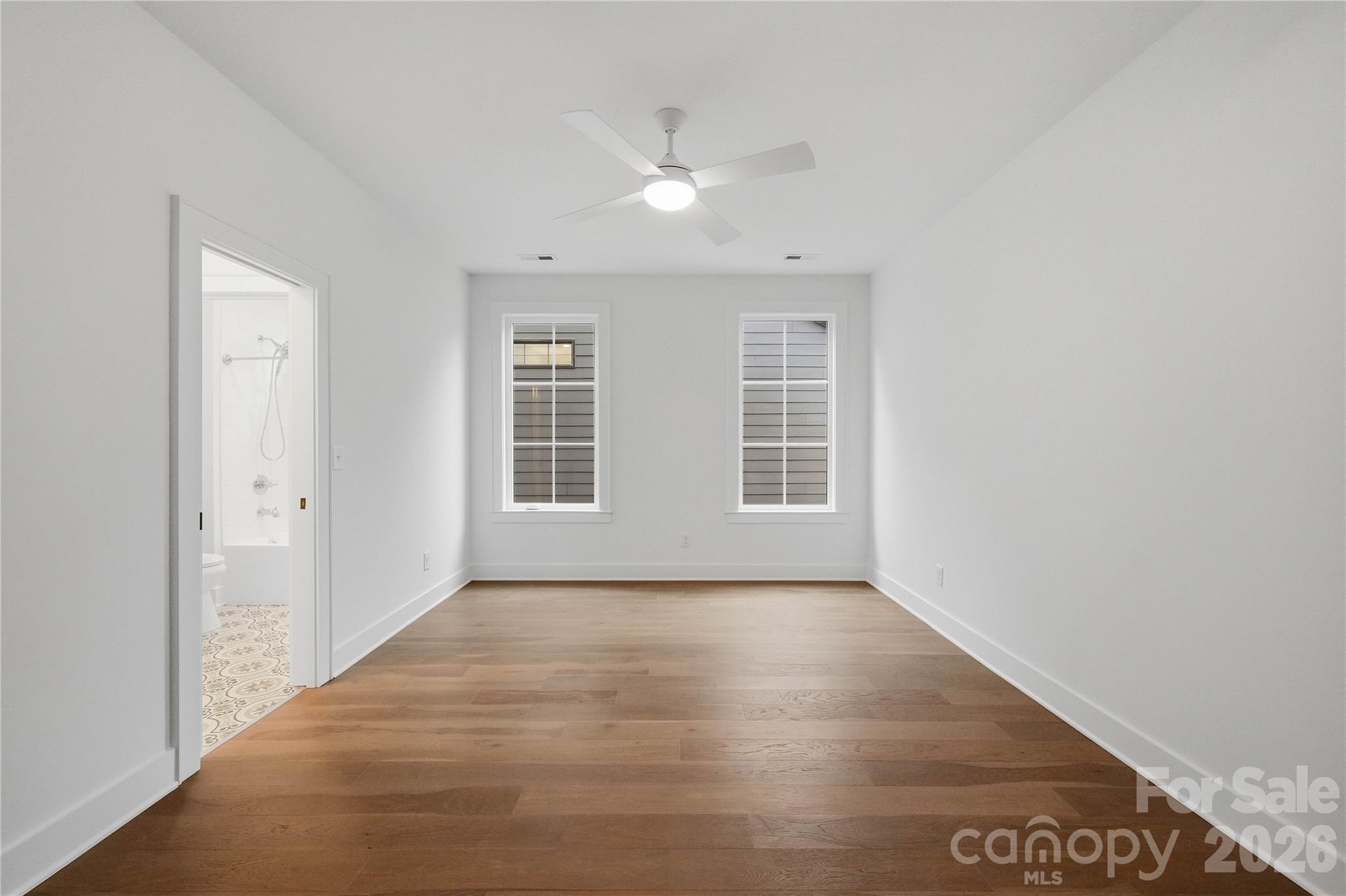 1115 Lomax Avenue Property Photo 36
