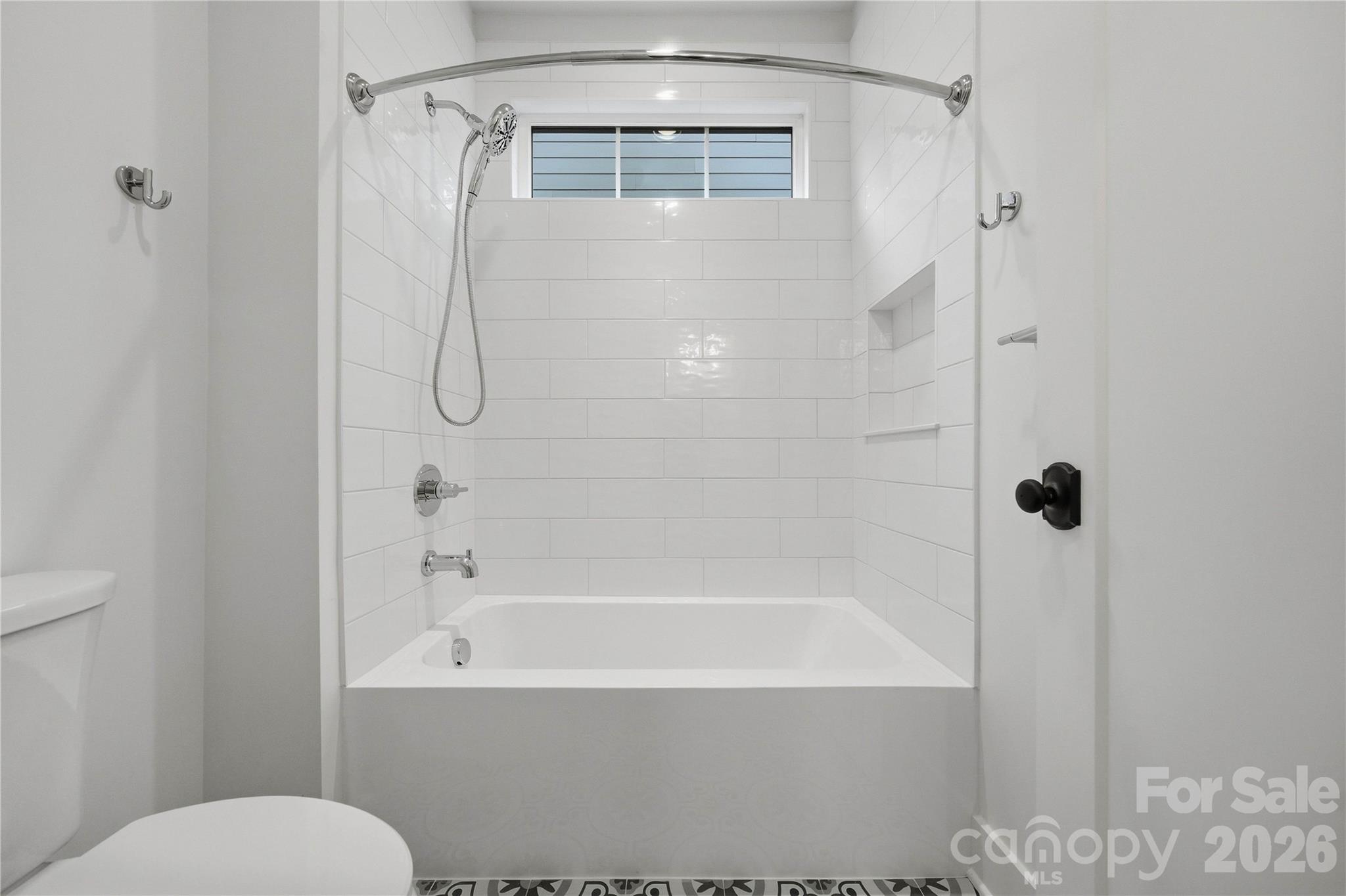1115 Lomax Avenue Property Photo 38