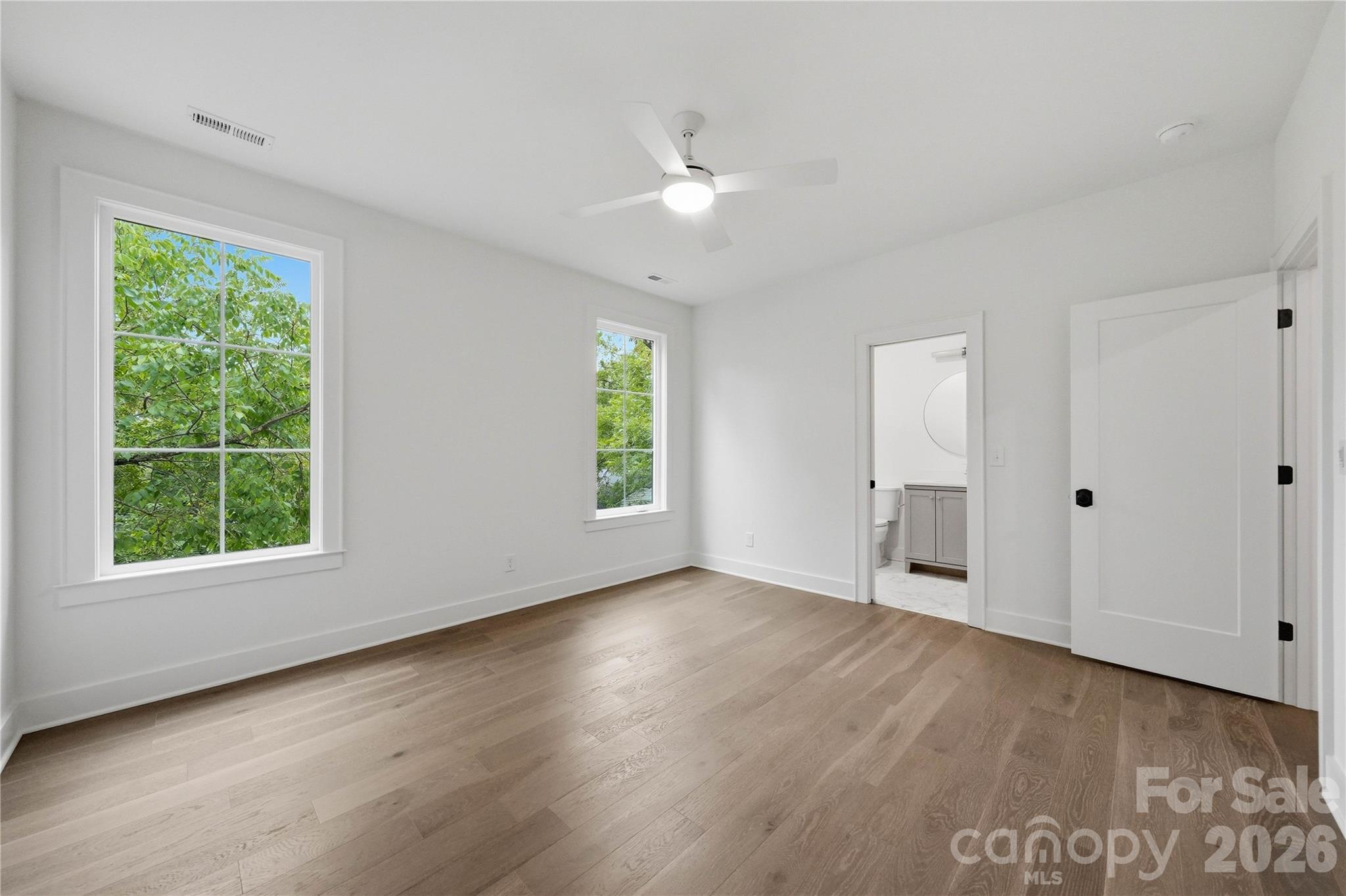 1115 Lomax Avenue Property Photo 39