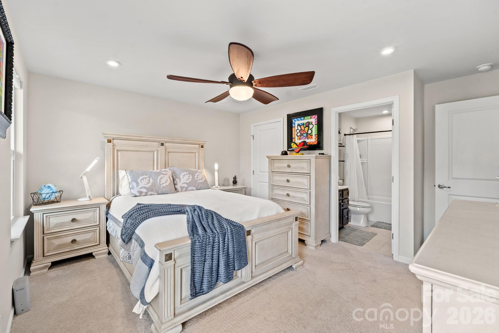 435 Lahinch Drive Property Photo 13