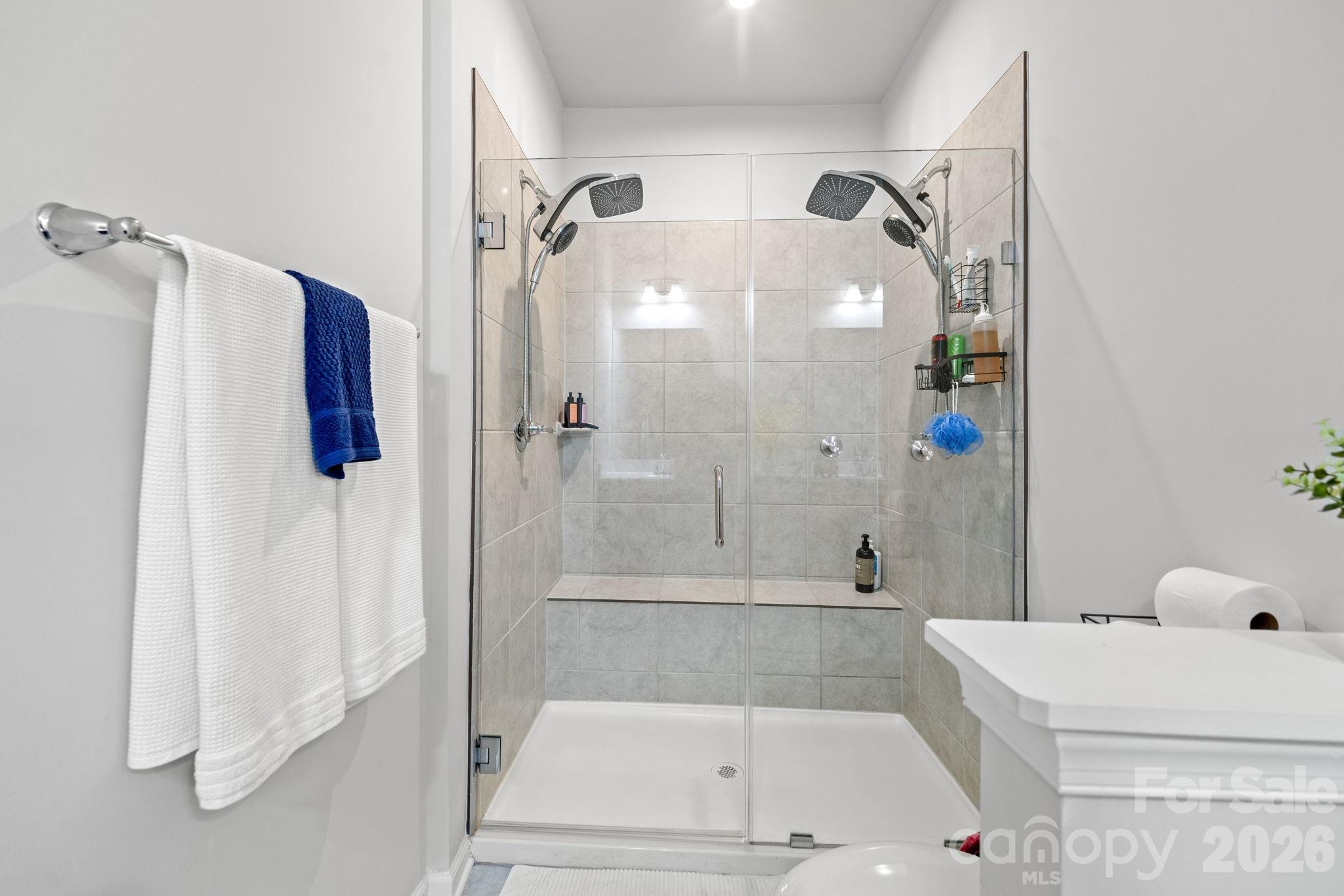 435 Lahinch Drive Property Photo 20