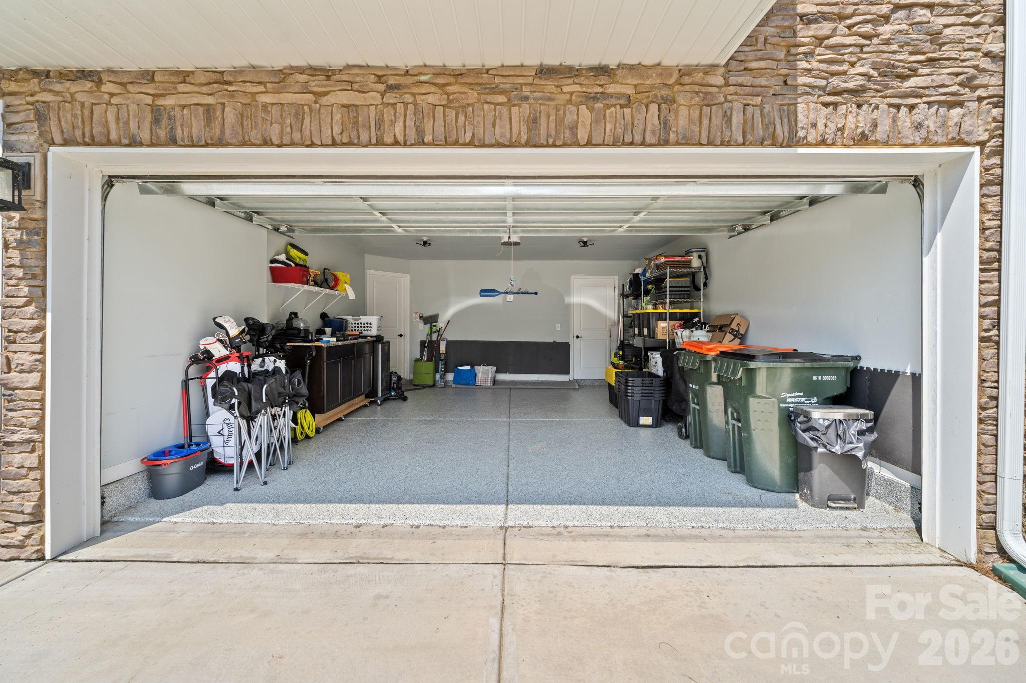 435 Lahinch Drive Property Photo 30