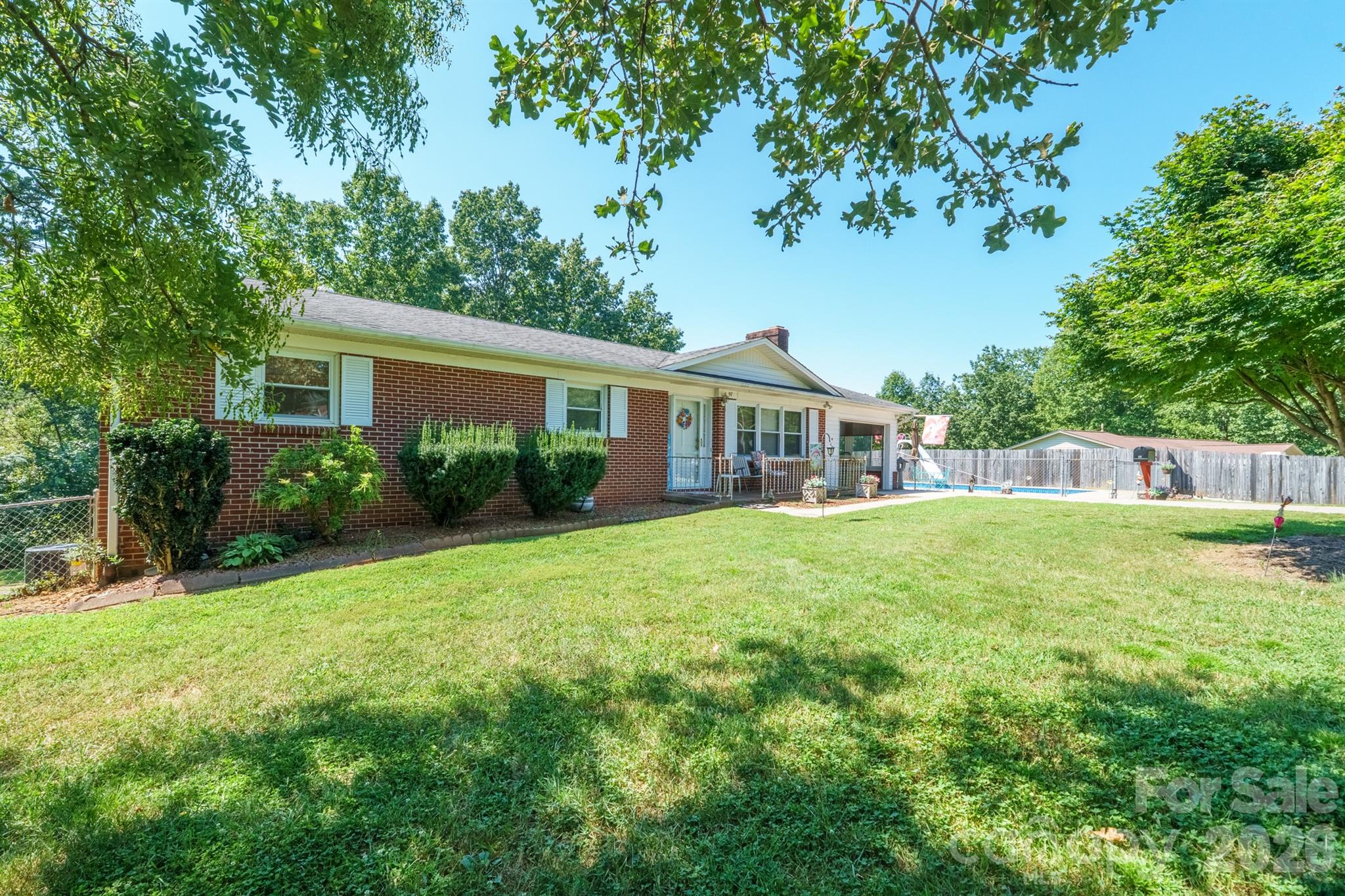 97 Willow Court Property Photo 2