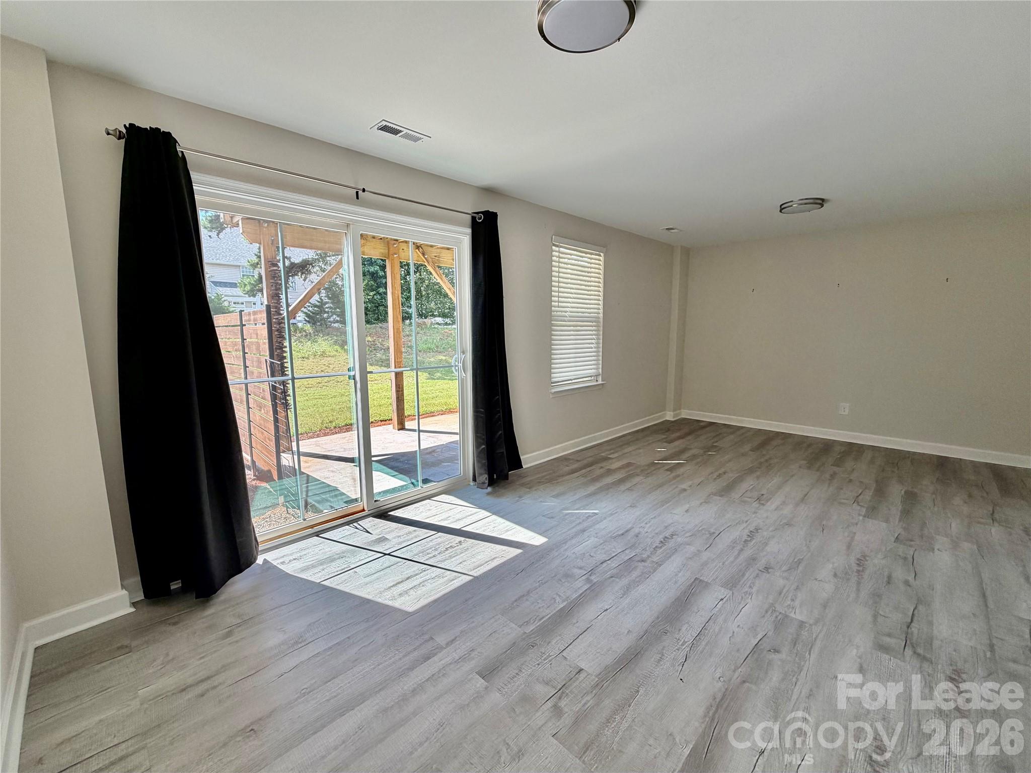 2662 Grantham Place Drive Property Photo 4