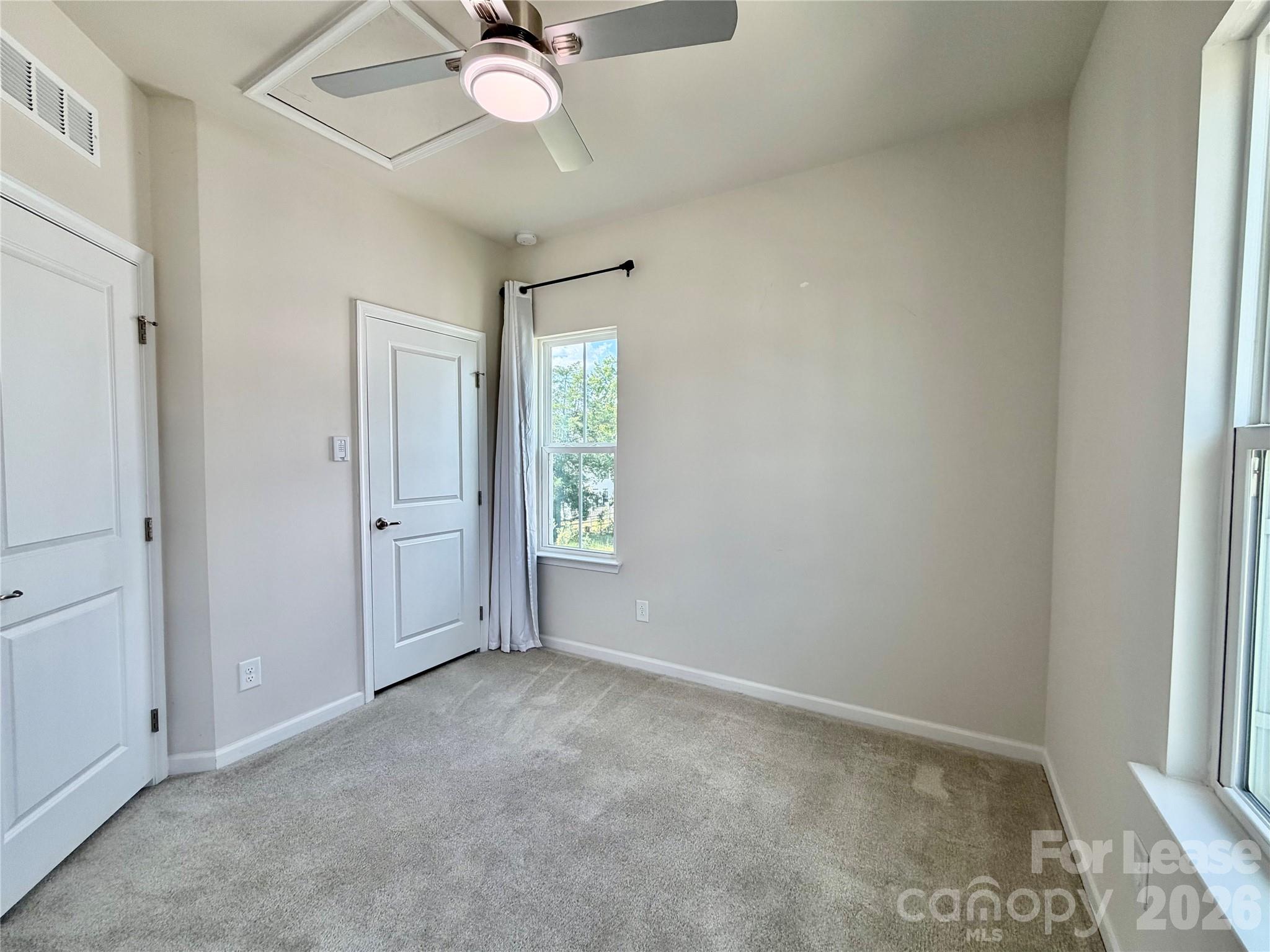 2662 Grantham Place Drive Property Photo 28