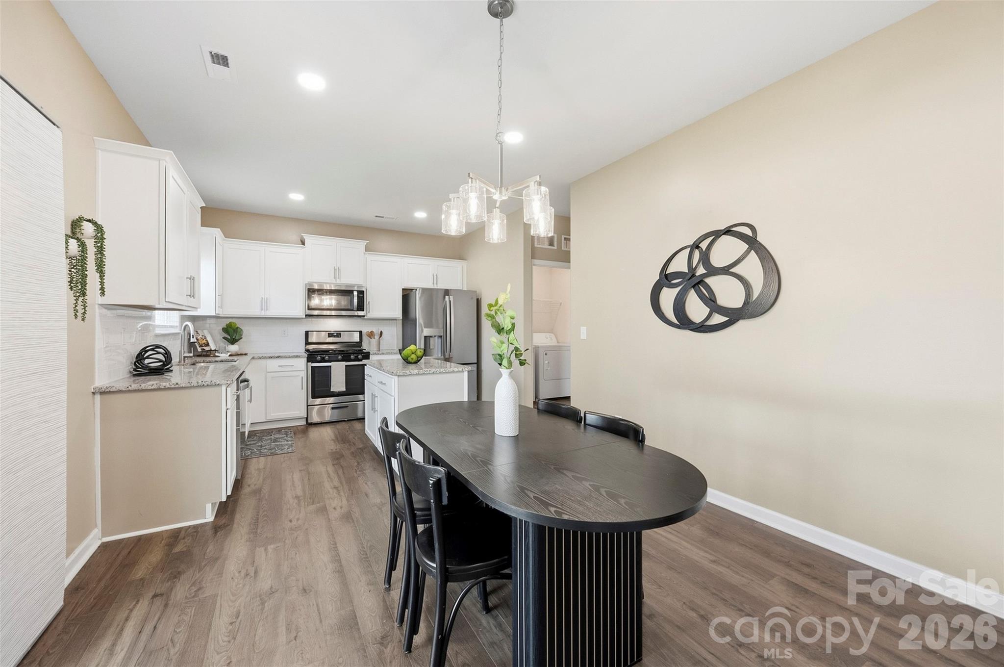 7572 Nolen Farm Drive Property Photo 12
