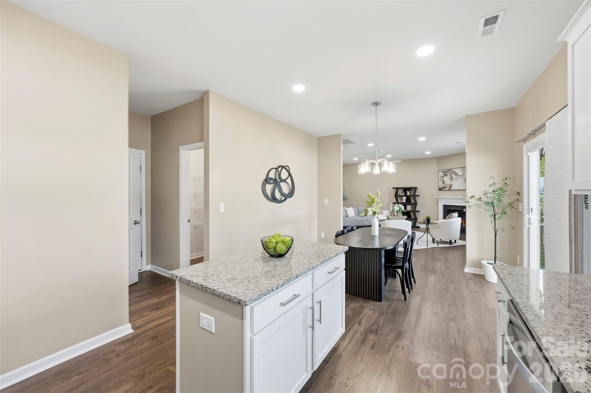 7572 Nolen Farm Drive Property Photo 15