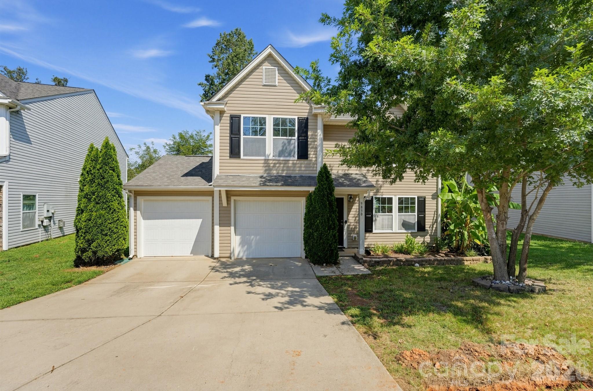 9830 Eagle Feathers Drive Property Photo 2