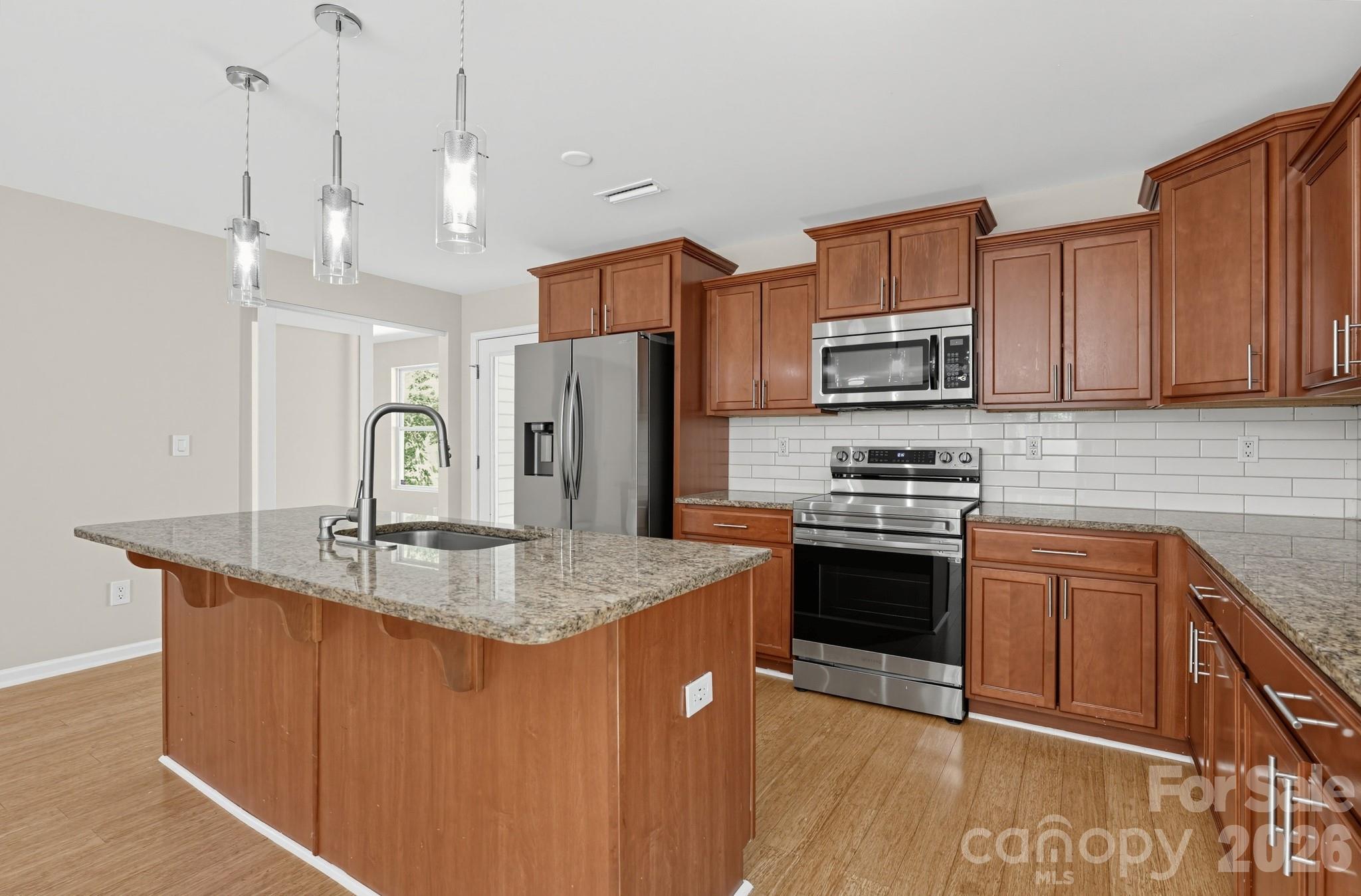 9830 Eagle Feathers Drive Property Photo 8