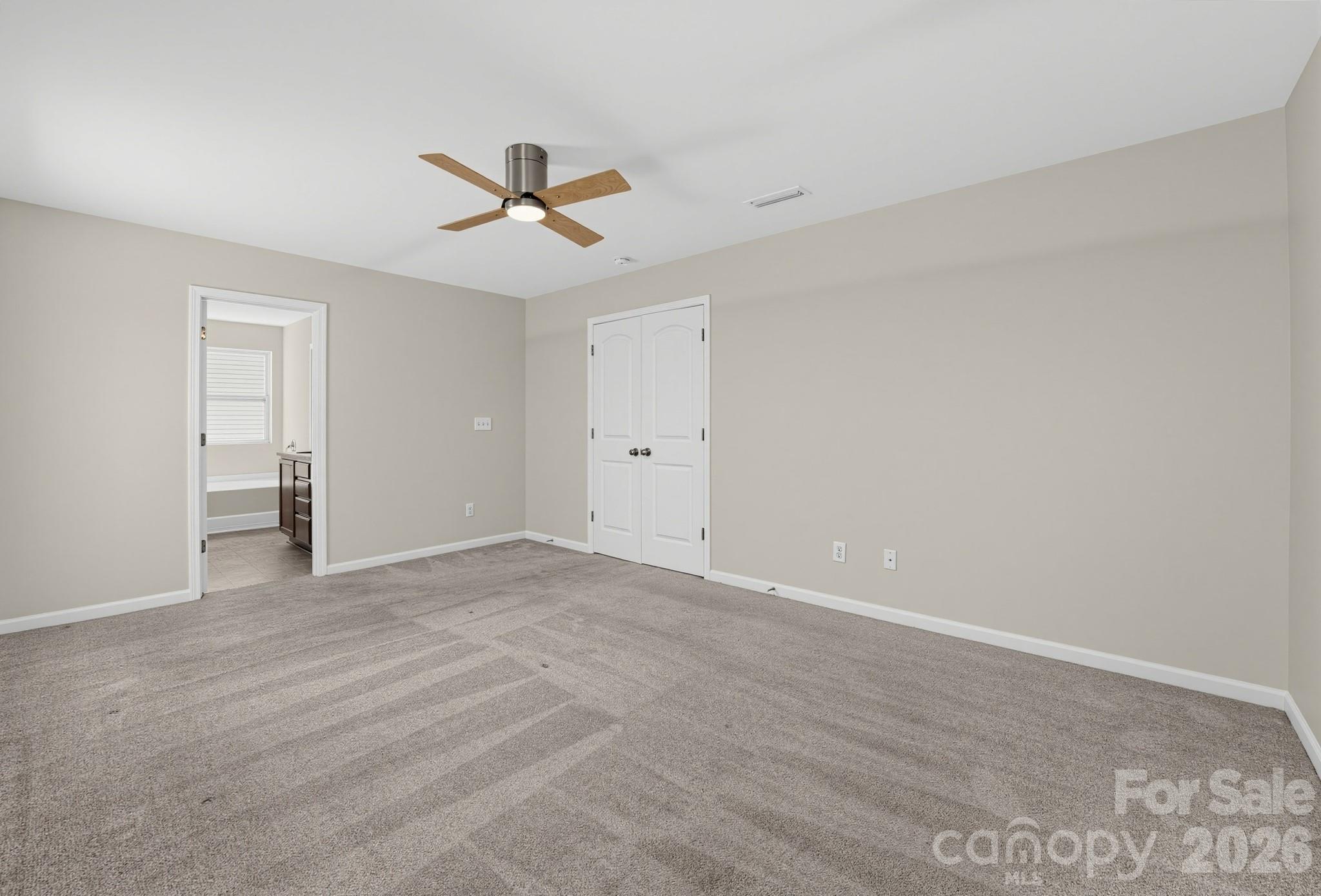 9830 Eagle Feathers Drive Property Photo 14