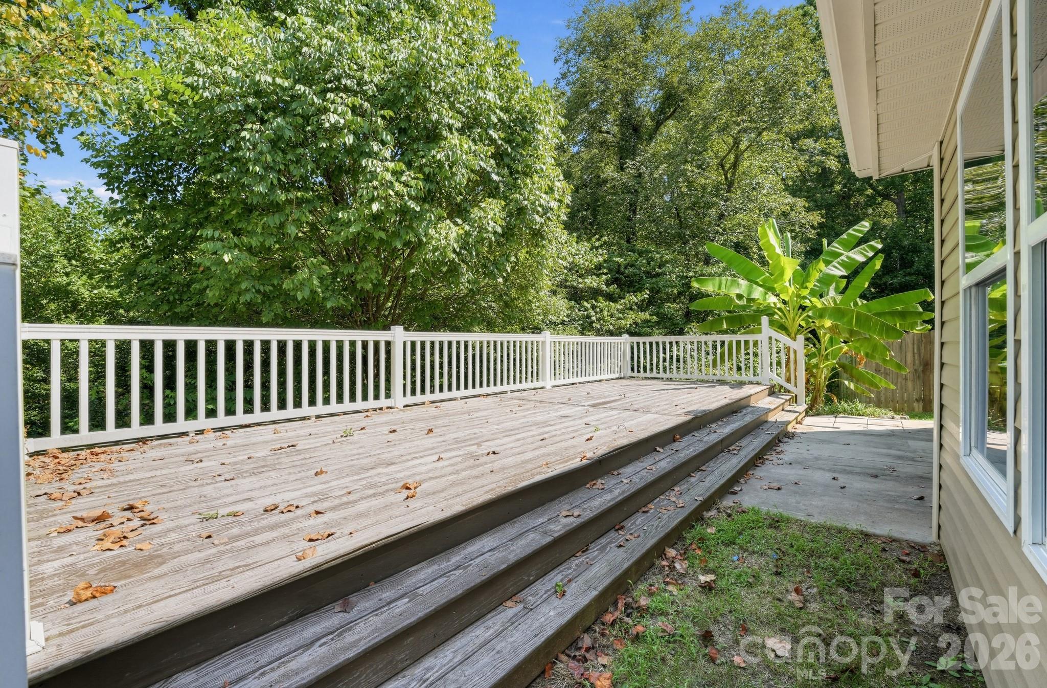 9830 Eagle Feathers Drive Property Photo 22