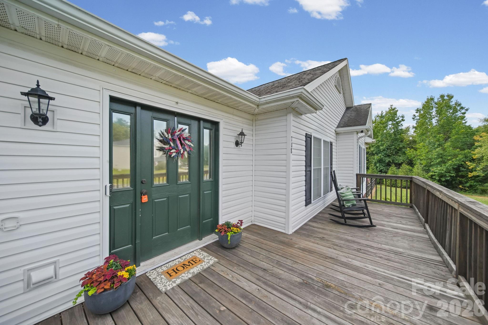 708 Paint Circle Property Photo 4