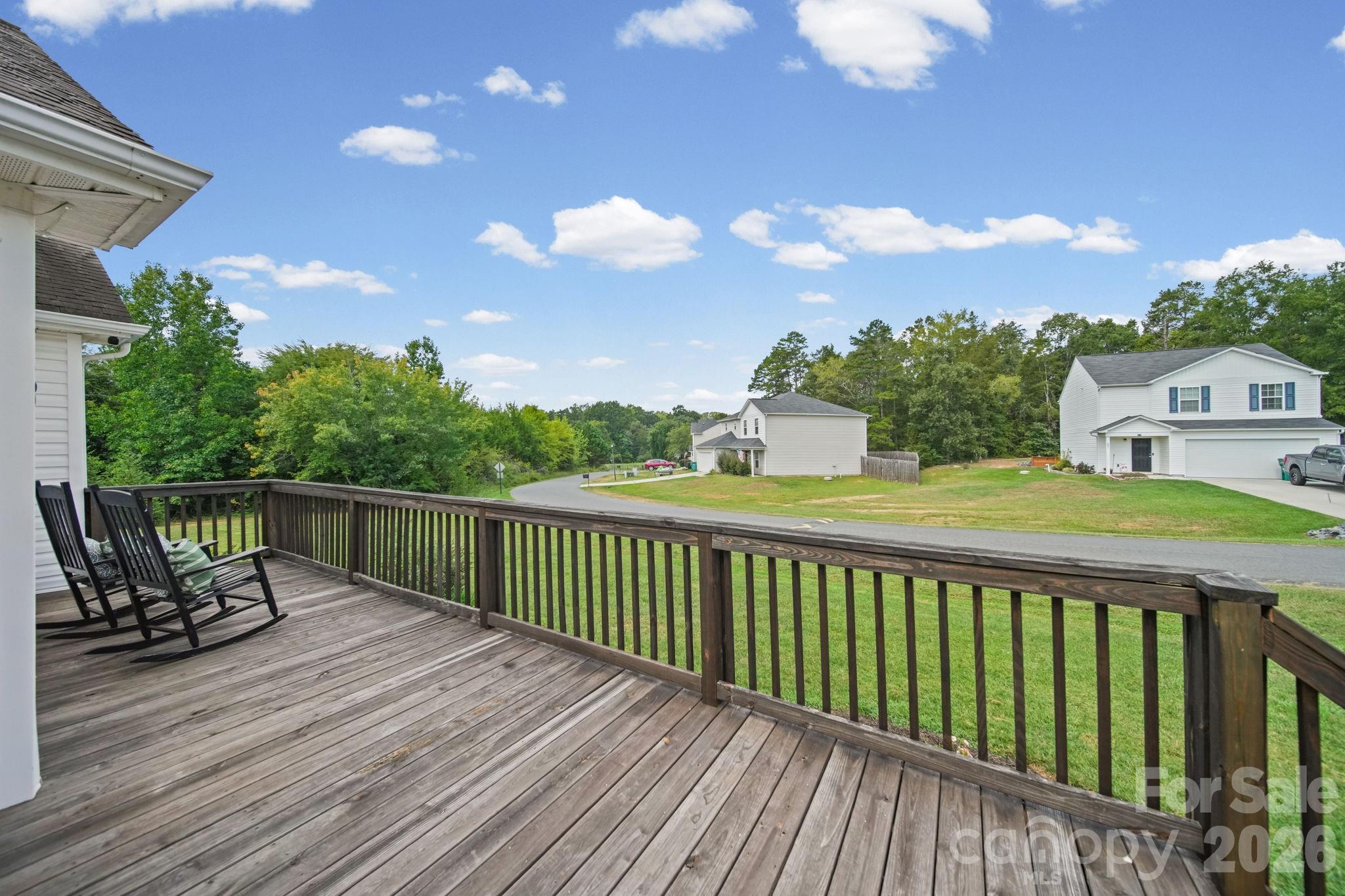 708 Paint Circle Property Photo 5