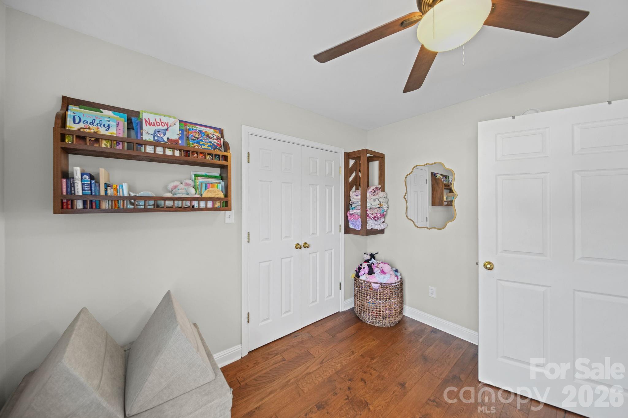 708 Paint Circle Property Photo 26