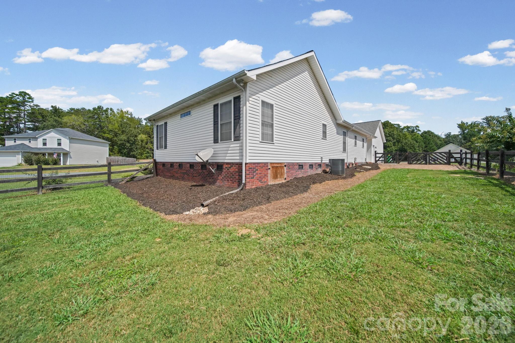 708 Paint Circle Property Photo 34