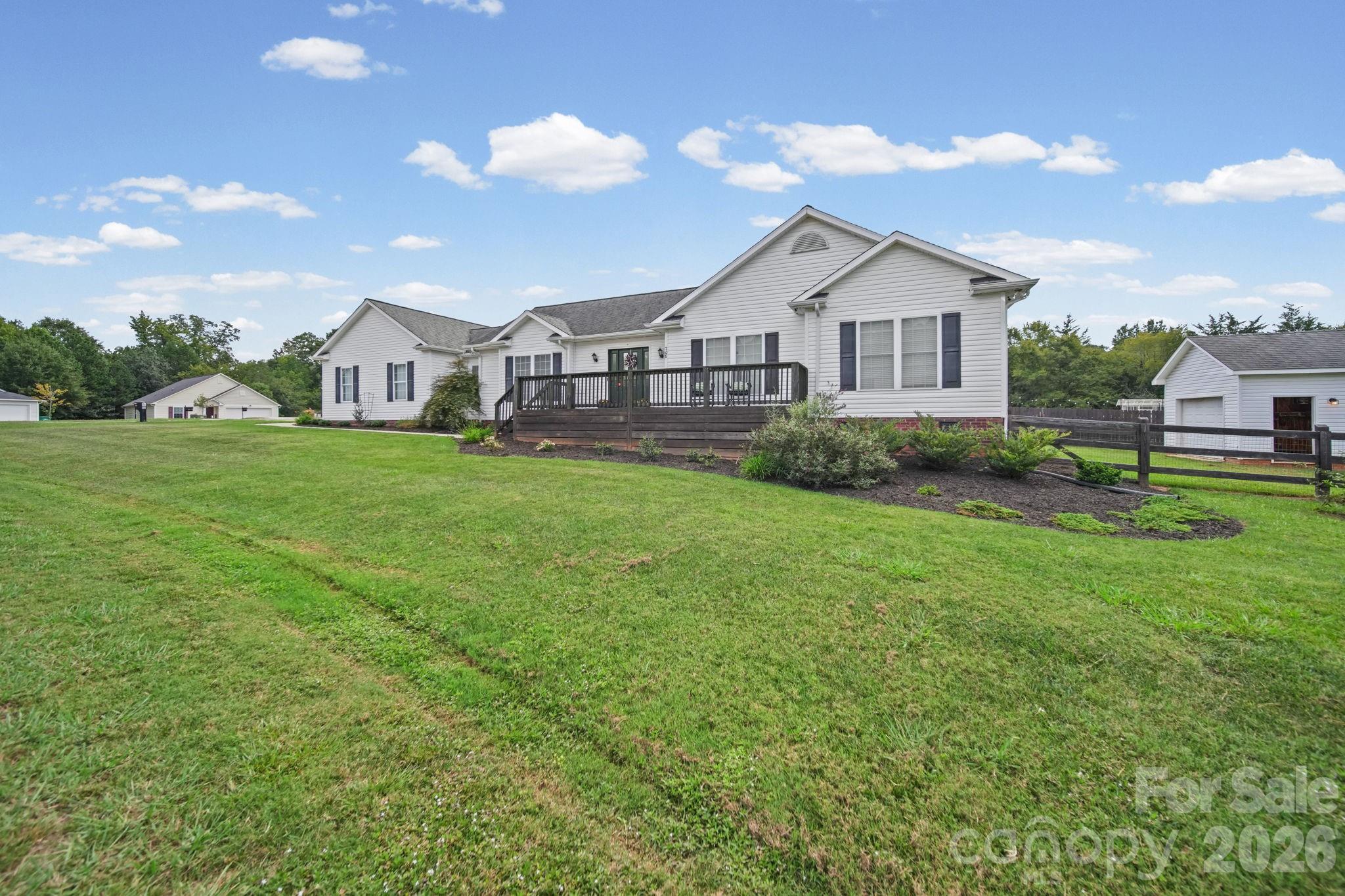 708 Paint Circle Property Photo 39