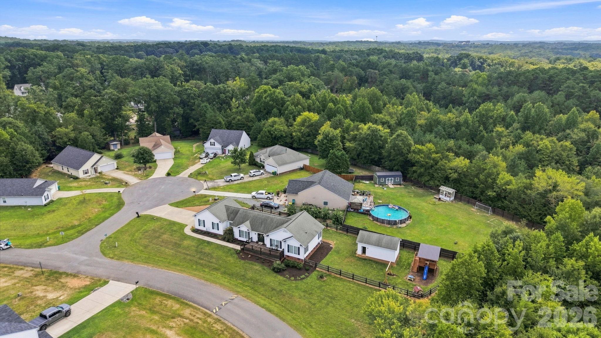708 Paint Circle Property Photo 44