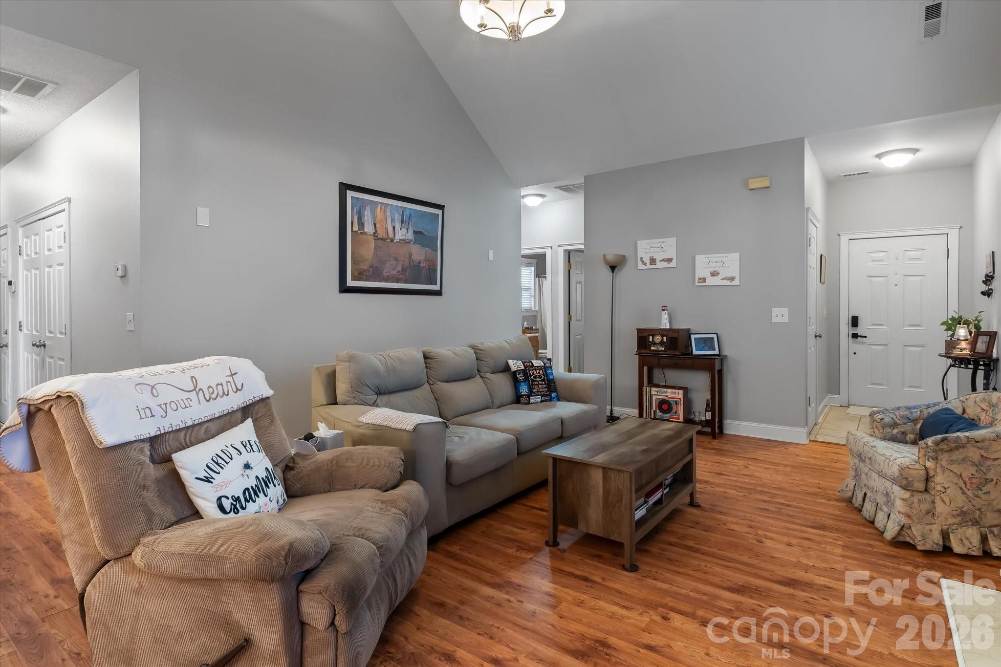 13502 Glencreek Lane Property Photo 7