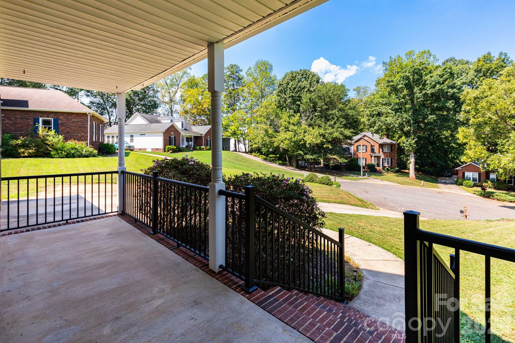 2507 Ashley Court Property Photo 31