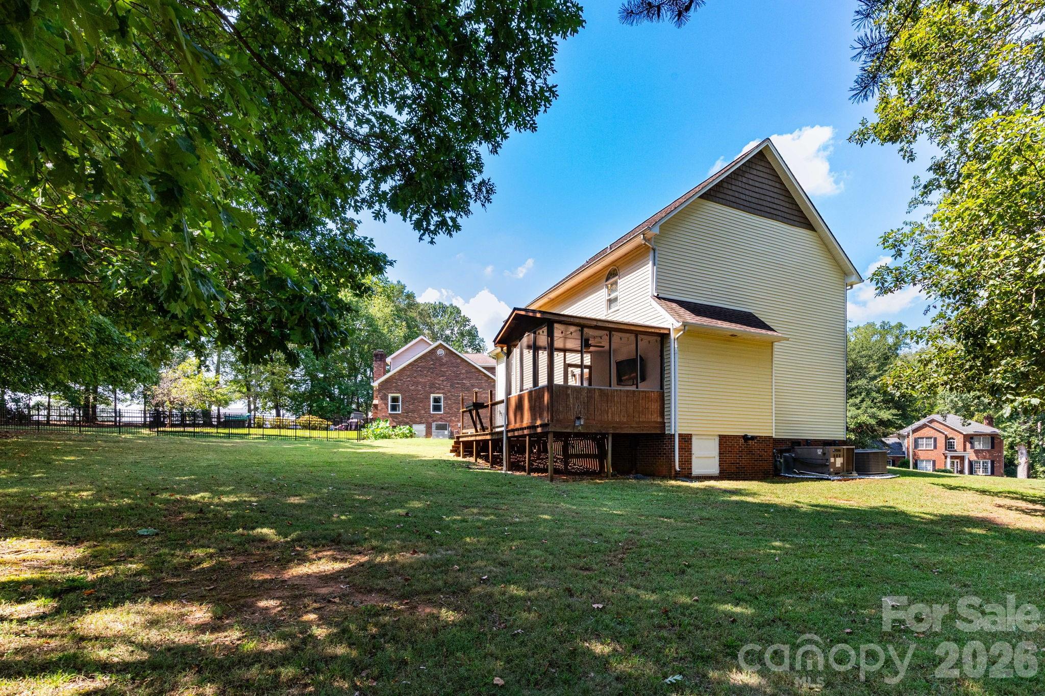 2507 Ashley Court Property Photo 39
