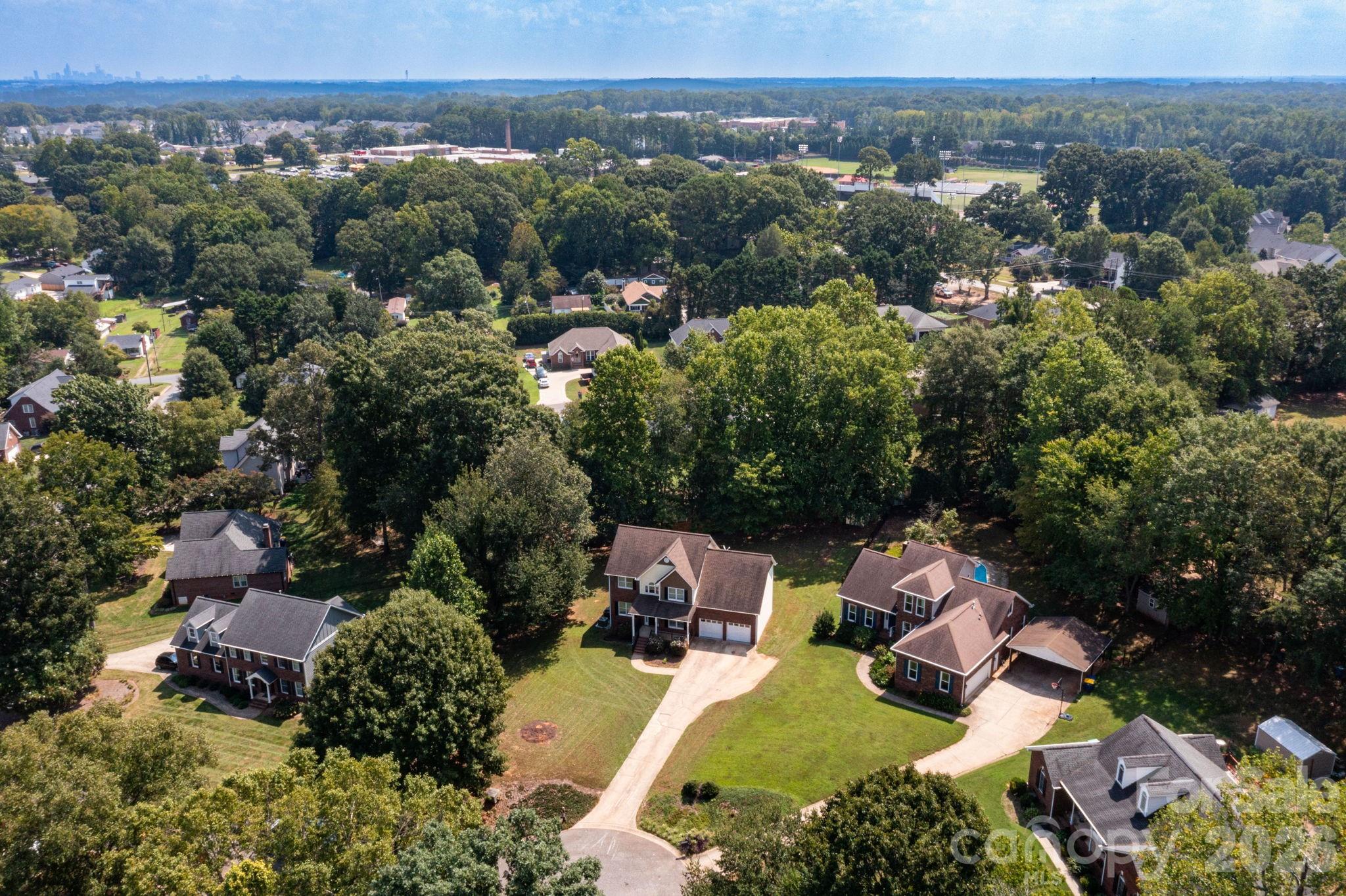 2507 Ashley Court Property Photo 45