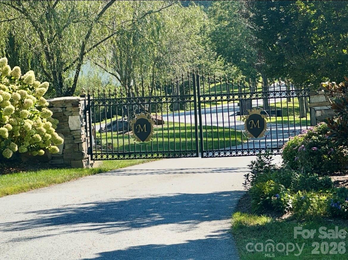 117 Sovereign Lane Property Photo 2