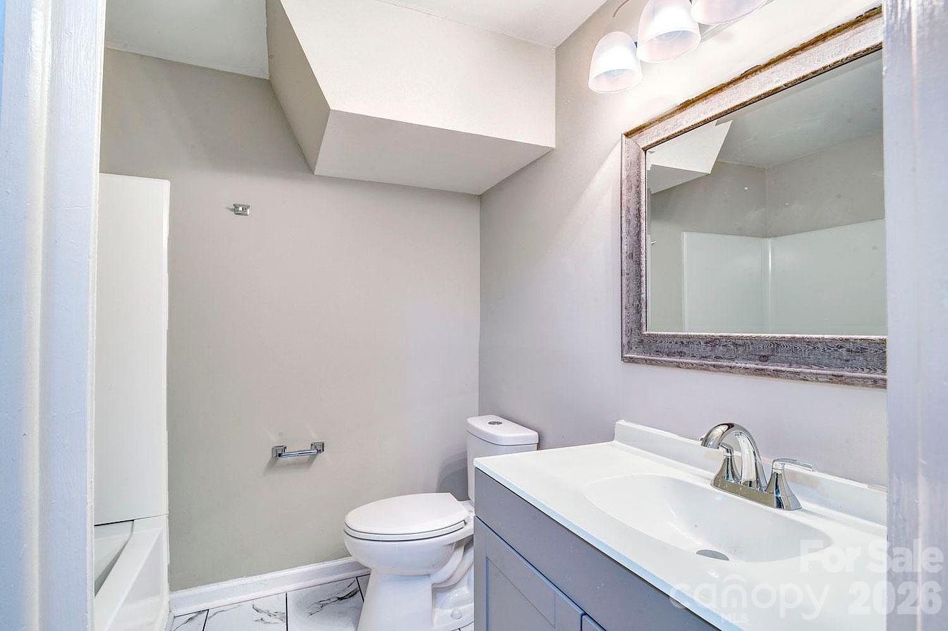 9604 Vinca Circle D Property Photo 9