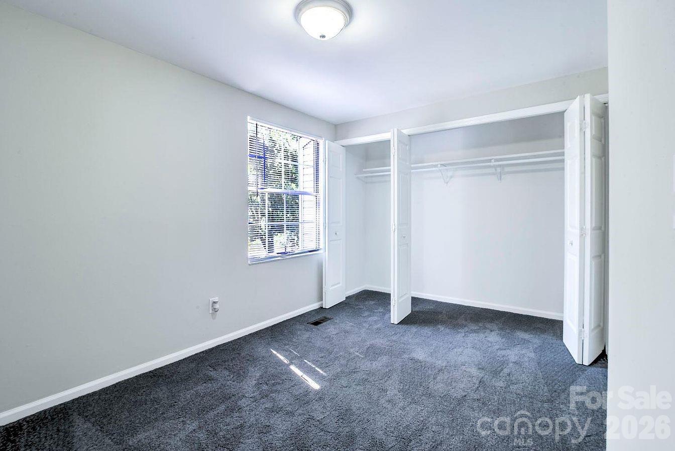 9604 Vinca Circle D Property Photo 11