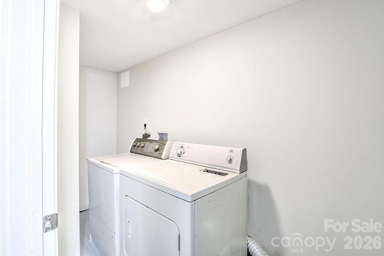 9604 Vinca Circle D Property Photo 14