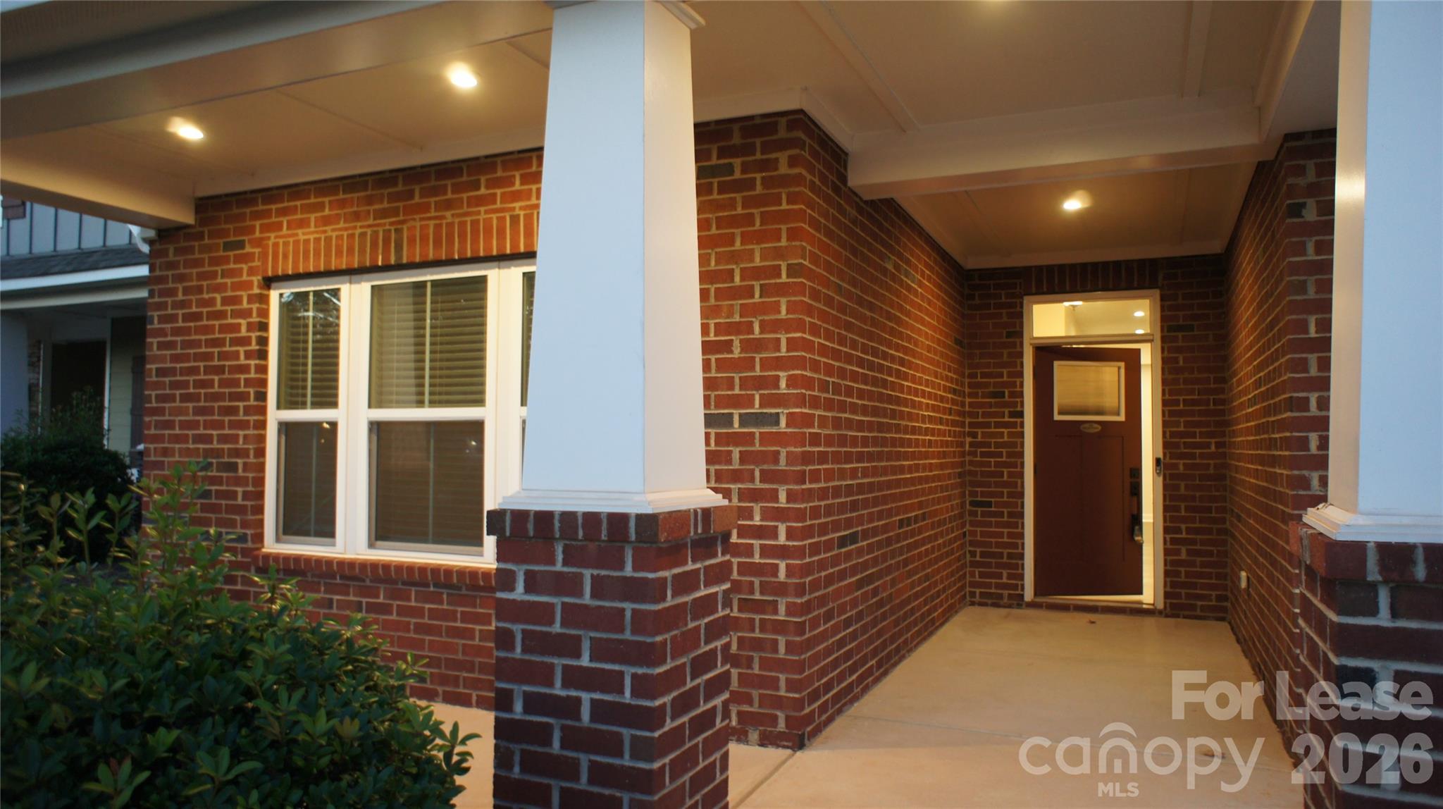 8340 Bretton Woods Drive Property Photo 2