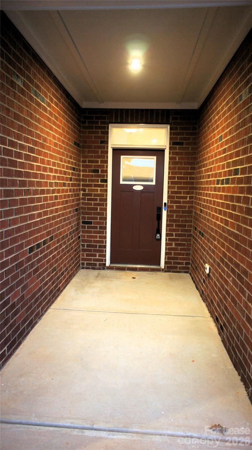 8340 Bretton Woods Drive Property Photo 4