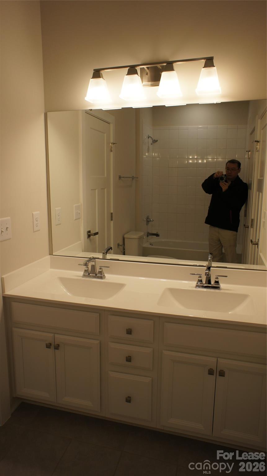 8340 Bretton Woods Drive Property Photo 18