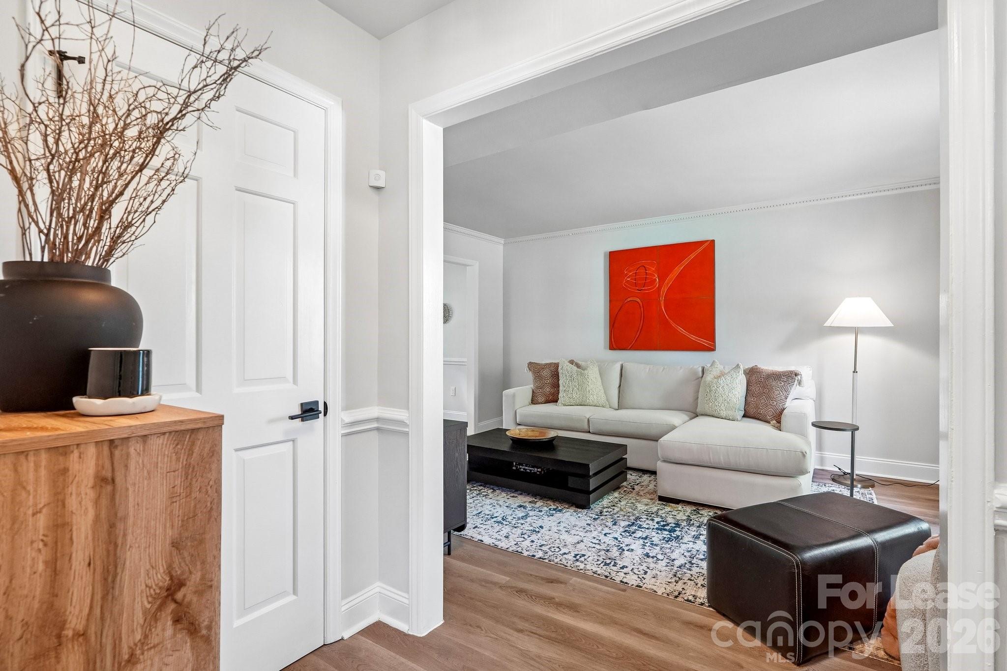 2947 Heathgate Road Property Photo 6