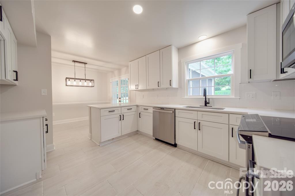 2947 Heathgate Road Property Photo 20