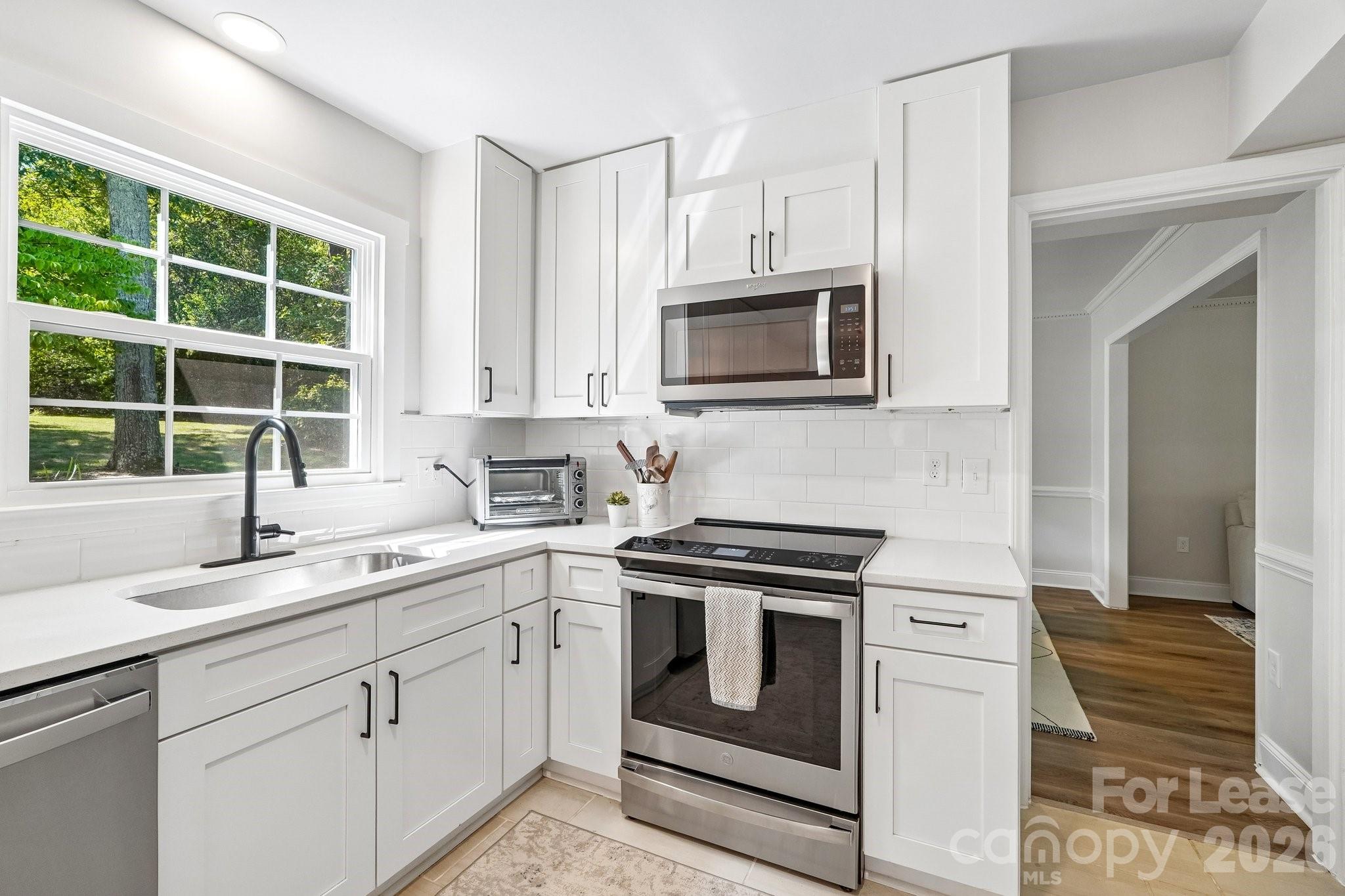 2947 Heathgate Road Property Photo 25