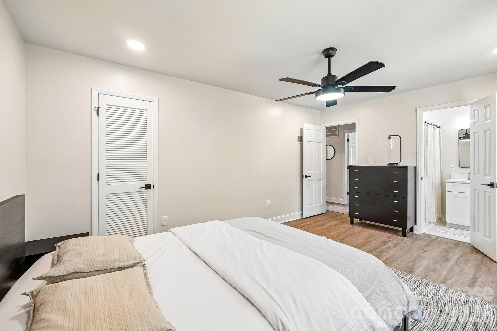 2947 Heathgate Road Property Photo 37