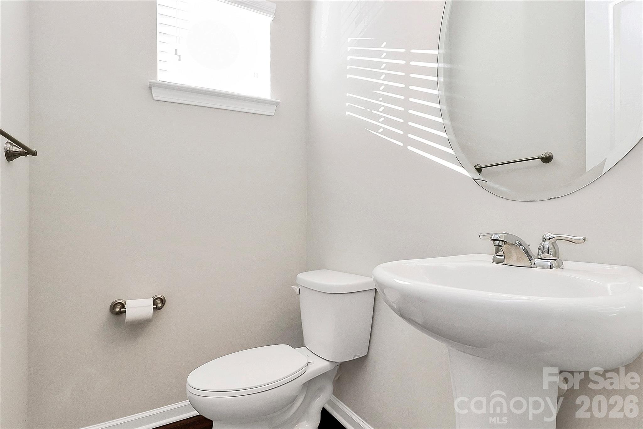 1929 Royal Gorge Avenue Property Photo 7