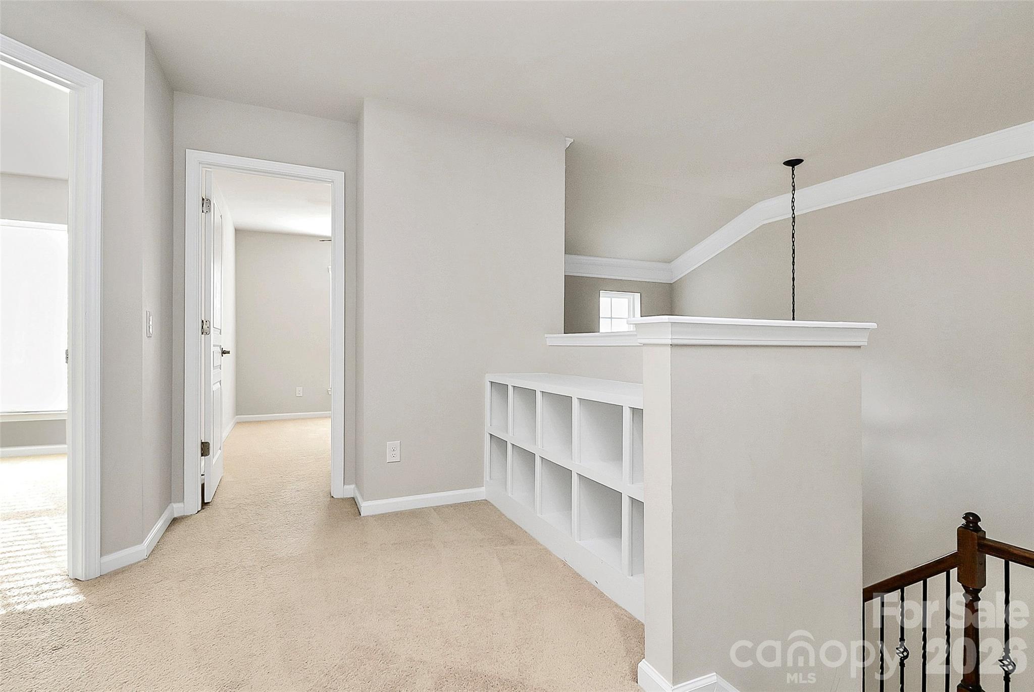 1929 Royal Gorge Avenue Property Photo 8