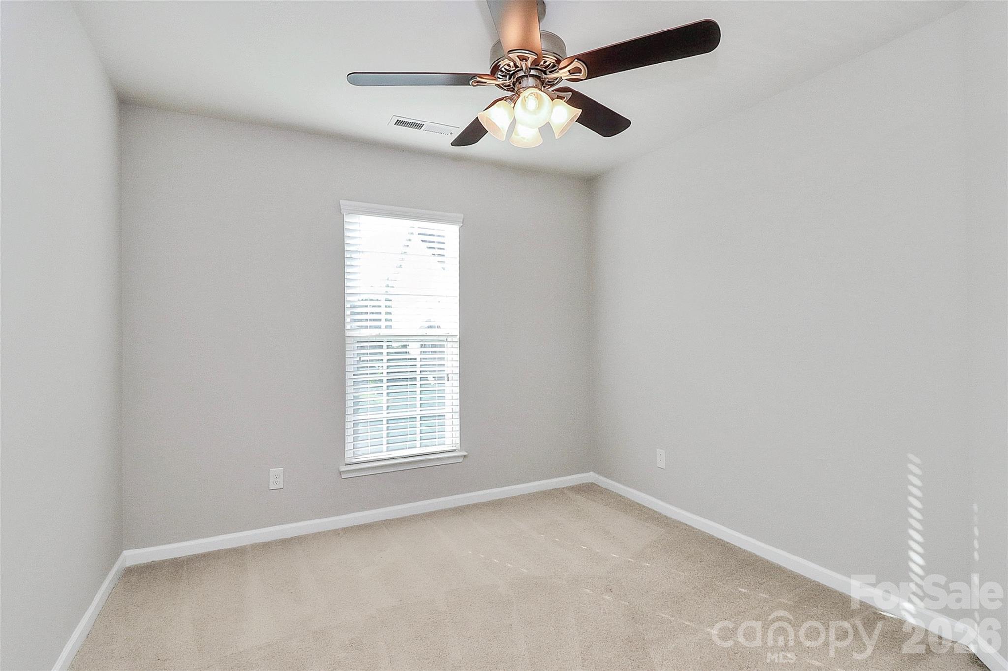 1929 Royal Gorge Avenue Property Photo 9