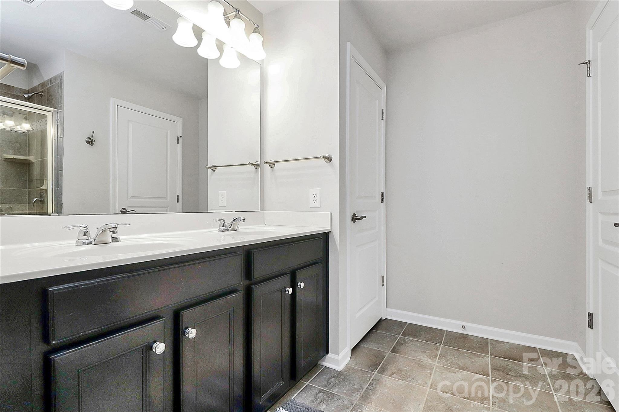 1929 Royal Gorge Avenue Property Photo 21