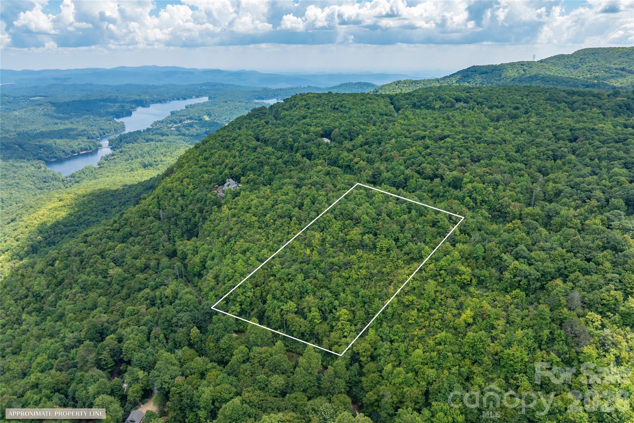 916 Meadow Ridge Drive Property Photo 10